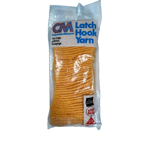 CM LATCH HOOK YARN Lot 15 Mixed Color Craft Rug Yarn Lot Crafting Supplies New - Picture 6 of 11